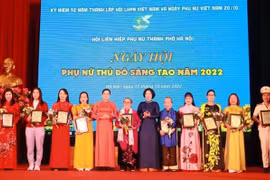 越南妇女节：表彰2022年首都河内10位典型女性