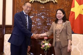 越南国家副主席会见世卫组织西太平洋区域主任