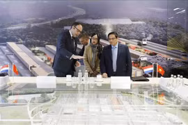 越南政府总理范明政建议荷兰为越南建设河内高科技园区提供支持