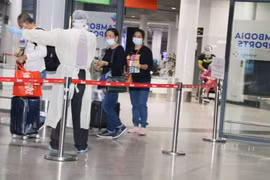 柬政府不允许感染奥密克戎变异株患者居家治疗