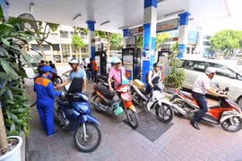 21日15时起油价上调 汽油每升上调逾400越盾