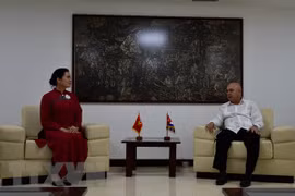 彰显越古两国妇女在两国革命事业中的作用