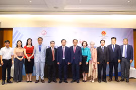 越韩两国加强劳务、就业和社会领域的合作关系