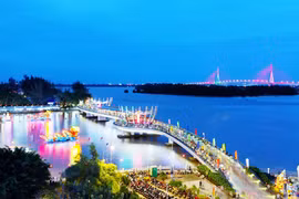 芹苴市发布夜间经济发展提案