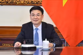 越南与阿曼签署互免持外交、公务和特别护照人员签证的协定