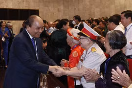荣军烈士节75周年纪念典礼暨2022年全国先进革命有功者代表表彰大会在河内举行