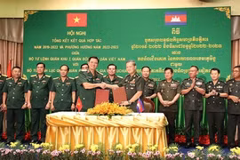 加强第七军区与柬埔寨皇家军陆军司令部的合作