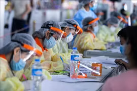 过去24小时老挝报告新增确诊病例1020例