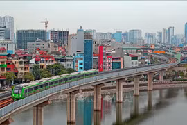 河内城市铁路吉灵-河东线项目正式落成
