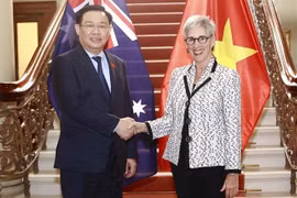 越南国会主席王廷惠会见澳大利亚维多利亚州州长和贸易部长