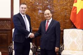 沙特阿拉伯、以色列和阿塞拜疆驻越大使拜会越南国家主席阮春福