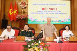 阮富仲：反腐败、反消极现象工作需要耐心、人文、有理有情、有条不紊和具有说服力进行