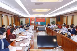 越共中央检查委员会第13次会议：给予涉及越亚科技公司的部分组织和个人纪律处分