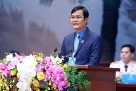 裴光辉同志连任胡志明共青团中央委员会第一书记