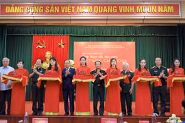 越柬团结友谊展览会在河内举办