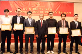 八月革命和九·二国庆77周年：越南驻日本大使馆举行旅日越南人见面会
