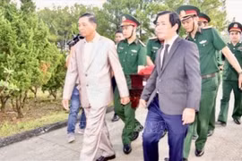 承天顺化和广治两省为在老牺牲的志愿军和专家烈士举行追悼会和安葬仪式