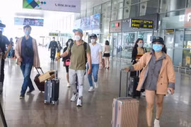 新冠肺炎疫情： 2022年壬寅春节期间为入境越南人员创造便利