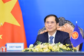 外交部例行记者会：裴青山外长以线上形式出席东盟外长非正式会议