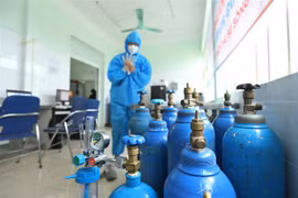 努力确保对新冠患者的氧气供应充足