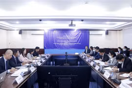 越老建交60周年：推动越老关系中经济外交工作