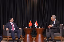 政府总理范明政会见新加坡总理李显龙