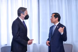  越南外交部部长会见美国国务卿和美国国家安全顾问