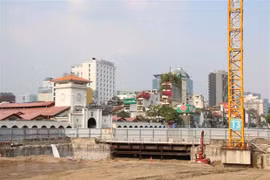 胡志明市地铁2号线（宾城-参良）开工时间推迟到2025年底
