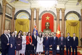 越南国家主席阮春福会见新西兰总理杰辛达·阿德恩