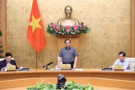 越南政府总理范明政主持政府2022年11月立法工作会议
