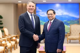 政府总理范明政会见澳大利亚副总理兼国防部部长马勒斯