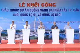 范明政总理出席芹苴市以西环路项目动工仪式