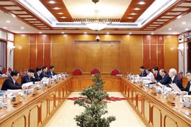 阮富仲总书记主持召开越共中央政治局会议
