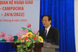 越南同塔省与柬埔寨波萝勉省进一步加强团结友谊