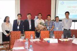 在比越南留学生加强凝聚力并心系祖国