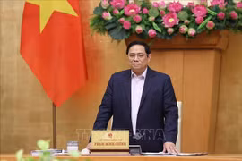 政府总理范明政：倾听并就新问题作出适当调整