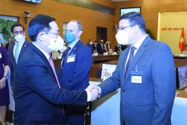 越南国会主席会见美国-东盟商务理事会主席兼首席执行官