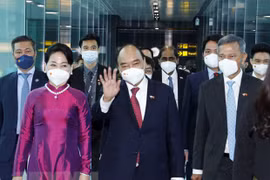 国家主席阮春福圆满结束对新加坡的国事访问