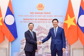  越南-老挝举行第七次政治磋商