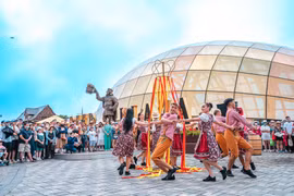 九·二国庆假期岘港市为迎接游客前来观光旅游做好各方面准备