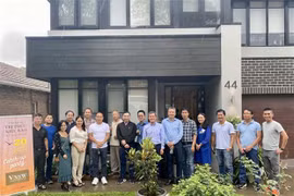 旅居澳大利亚新南威尔士州越侨知识分子俱乐部加强沟通合作