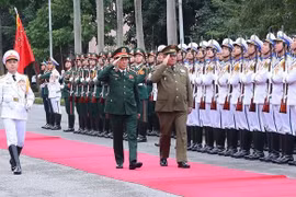古巴武装力量政治主任对越南进行正式访问