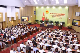 河内市第十六届人民议会第九次会议圆满结束
