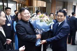 朝鲜最高领导人金正恩离开河内（组图）