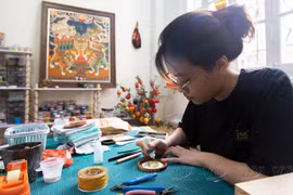 组图：金沙画--当代艺术中的珐琅应用