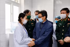 组图：政府副总理武德儋走访新冠疫苗试验志愿者