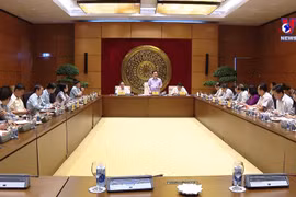 王廷惠：发挥文化教育和青少年儿童委员会的作用