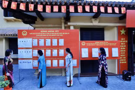 组图：全国人民踊跃参加换届选举