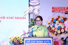 推进越古两国民间往来 加强两国关系