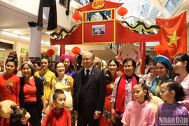 旅居法国桑特市越南人保护与推广民族文化